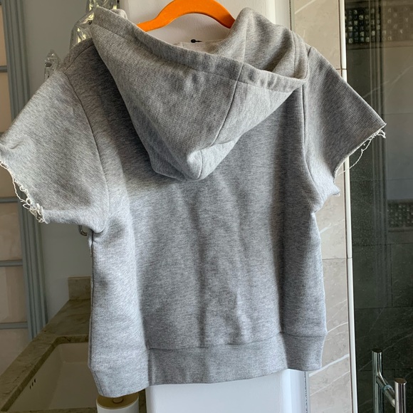 GUCCI Kids Short-Sleeve Logo Graphic Hoodie - Picture 3 of 7